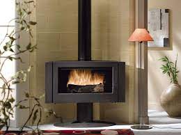 Печь-камин Invicta Antaya в интерьере чугунная Амазонка бай фото в Слониме