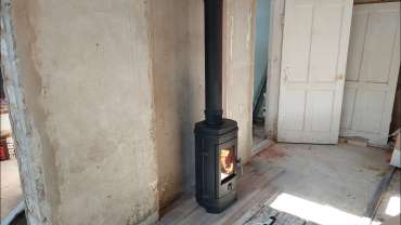 Купить недорогой камин с большим стеклом EVEREST F7 в Слониме в Слониме