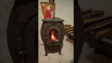Печь отопительно-варочная чугунная "Сибирь" фото в интерьере в Слониме