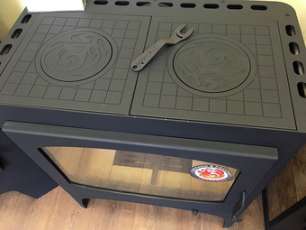 Недорогой камин Бавария Эко с плитой 2 конфорки фото в Слониме