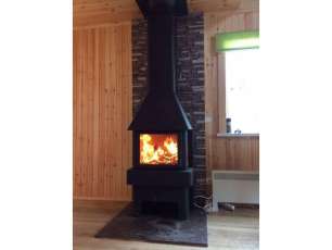 Недорогой камин Бавария 3 стекла чёрная фото в интерьере в Слониме