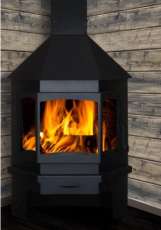 Печь-камин Бавария Мюнхен пристенно-угловой черный фото в интерьере в Слониме