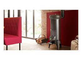 Печь-камин чугунный Invicta SOREL в интерьере Амазонка бай фото в Слониме