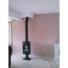 Печь-камин чугунный Invicta Mairy в интерьере Амазонка бай фото в Слониме