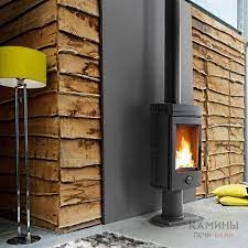 Печь-камин чугунный Invicta Mesnil в интерьере Амазонка бай фото в Слониме