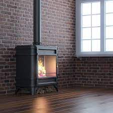 Печь-камин Invicta Siam в интерьере Амазонка бай фото в Слониме