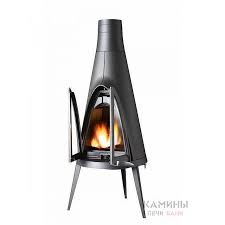 Печь-камин чугунный Invicta Pow-Wow в интерьере Амазонка бай фото в Слониме
